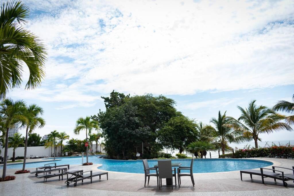 مانتا M3 Lujoso Y Comodo Departamento Con Playa 2 Piscinas Cancha De Tenis Jacuzzi Seguridad 24 Horas المظهر الخارجي الصورة